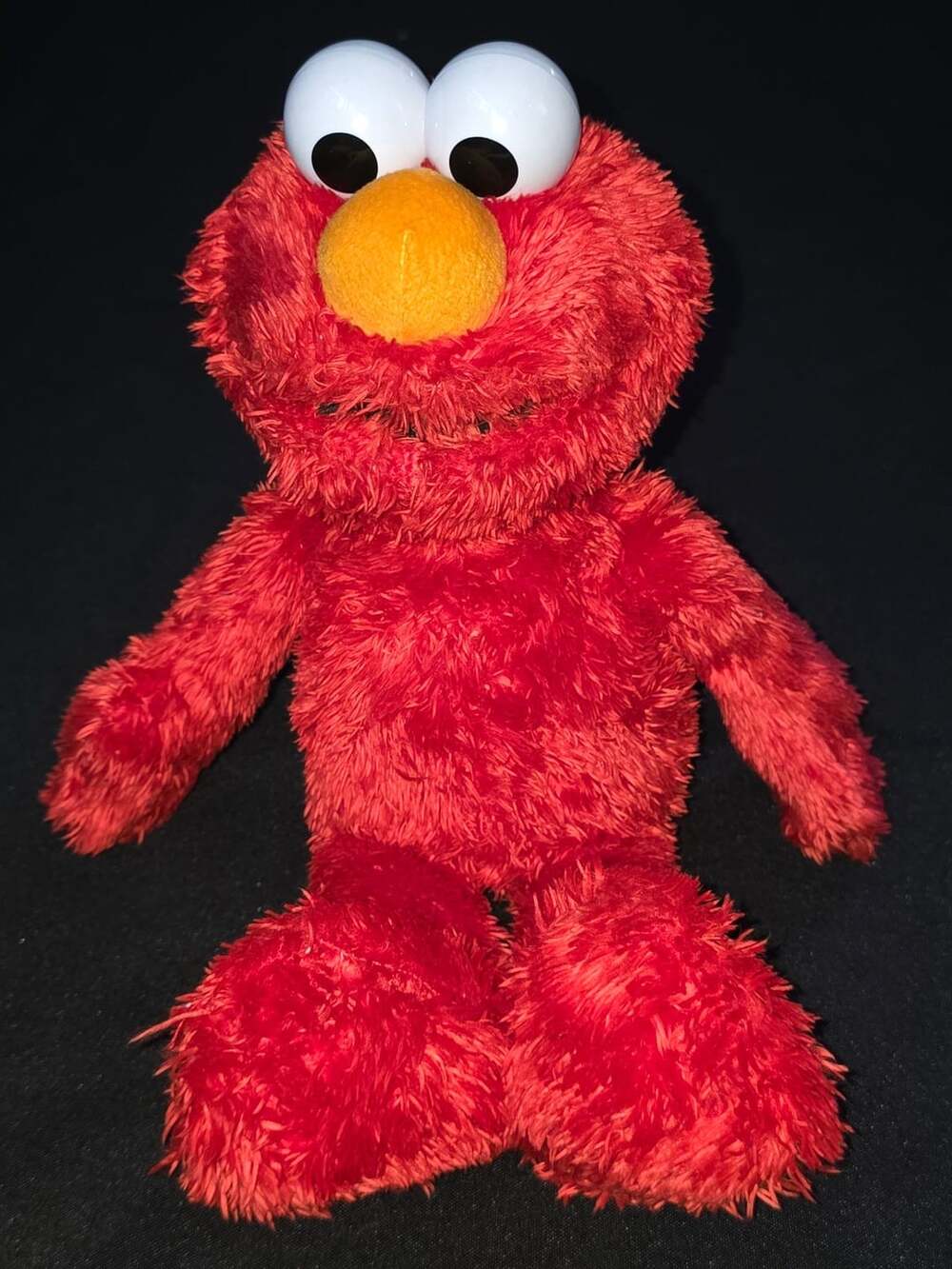 Hasbro Sesame Street Tickle Me Elmo C0923 Plush Doll